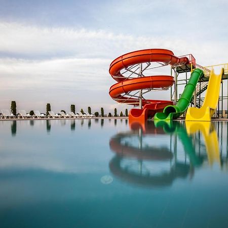 Hotel Intergaj Биелина Екстериор снимка