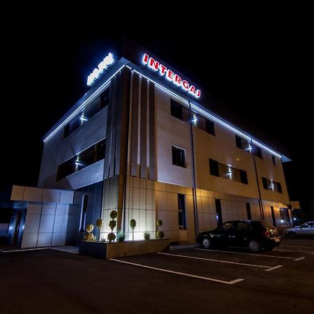 Hotel Intergaj Биелина Екстериор снимка