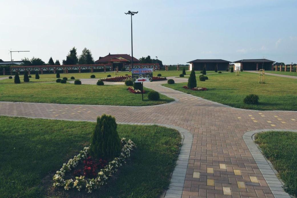 Hotel Intergaj Биелина Екстериор снимка