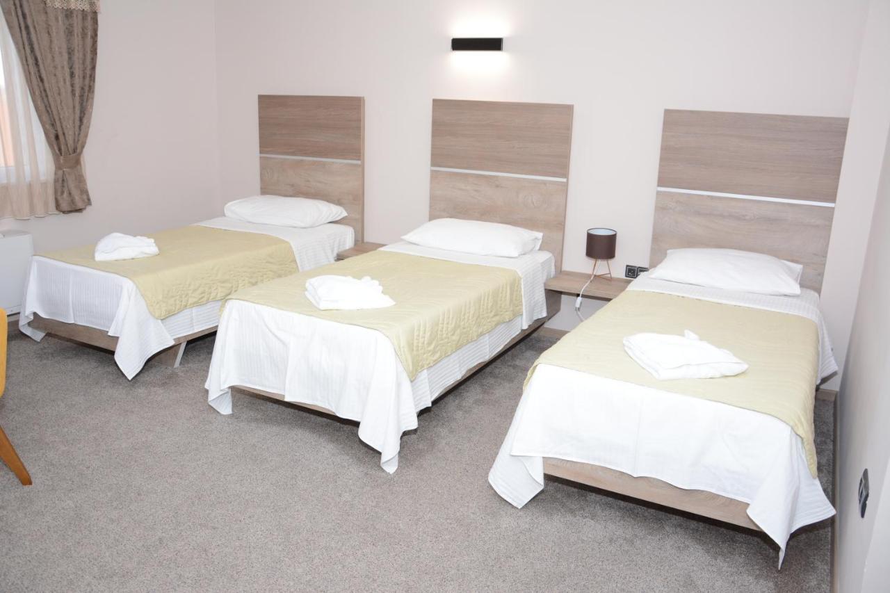 Hotel Intergaj Биелина Екстериор снимка